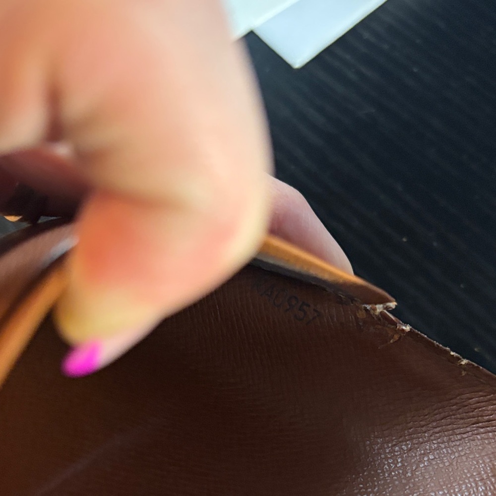 Louis Vuitton Gold and Brown Monogram Wallet - Picture 10 of 17